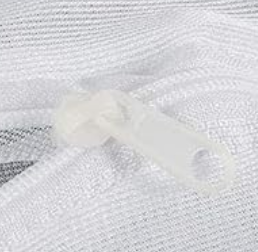 Whoober polyester binnenzak met kindvriendelijke rits.