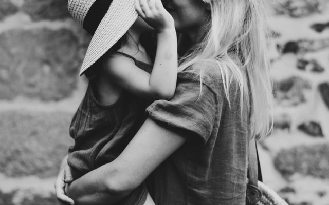 The Complete Guide to Neck Pain During Pregnancy 