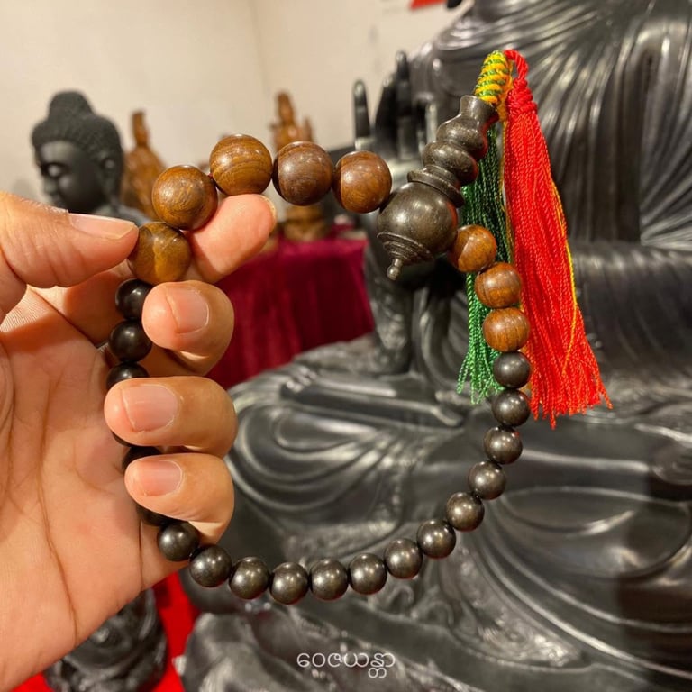 ကျွန်းမင်းနှင့်ကျွန်းနက်မင်းသင်္ဂပုတီး