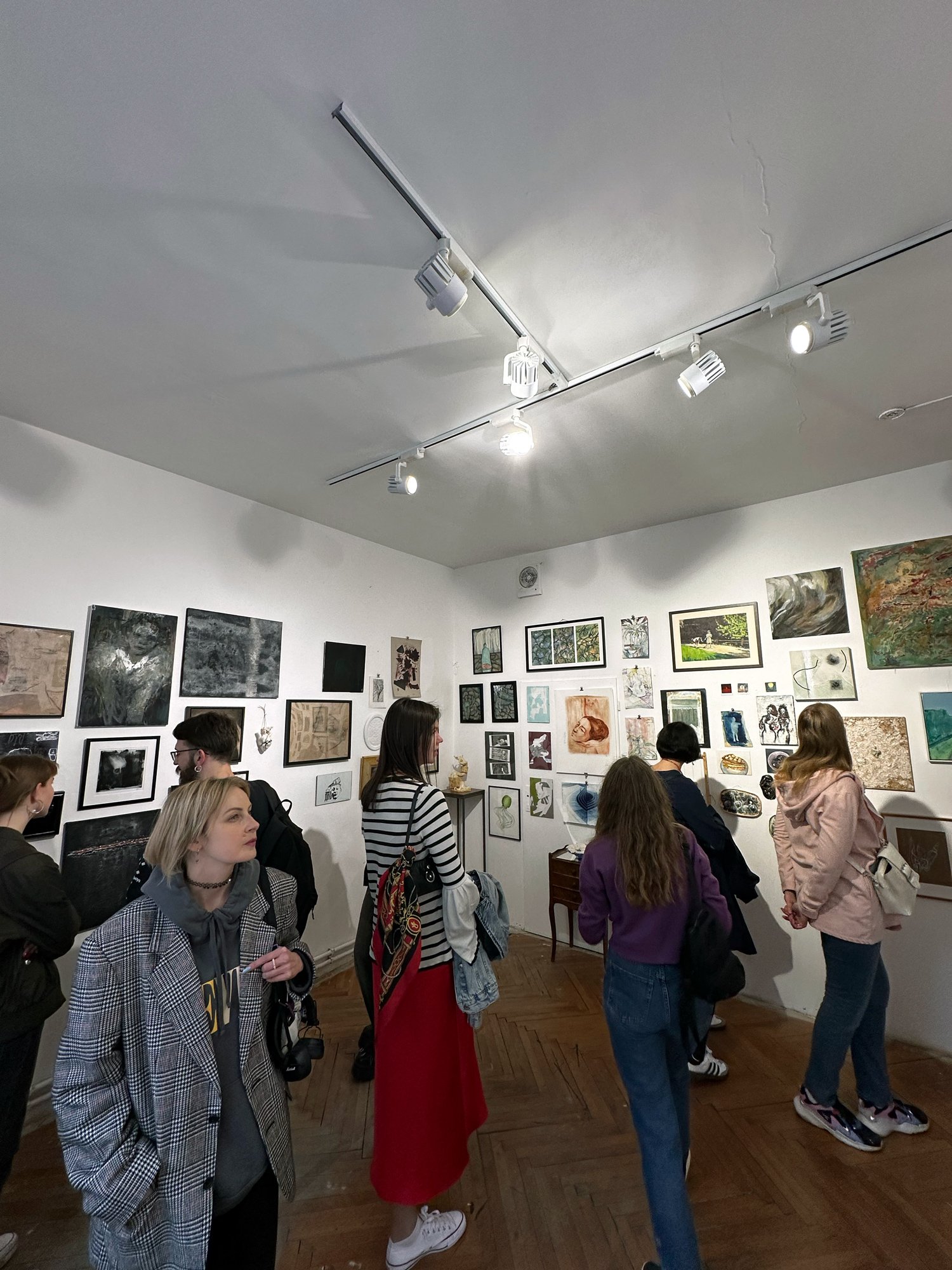 Виставка Вільні стіни в Eye Sea Gallery