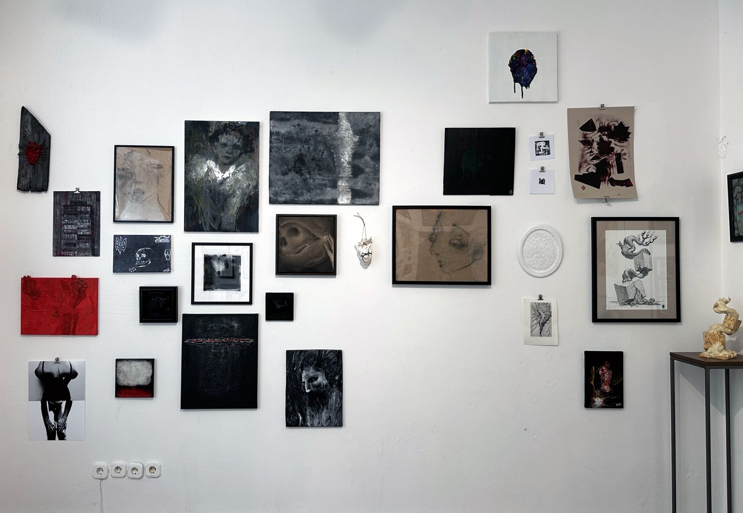Free Walls: Open Exhibition