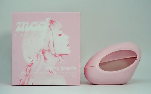 Ariana Grande Mod Blush