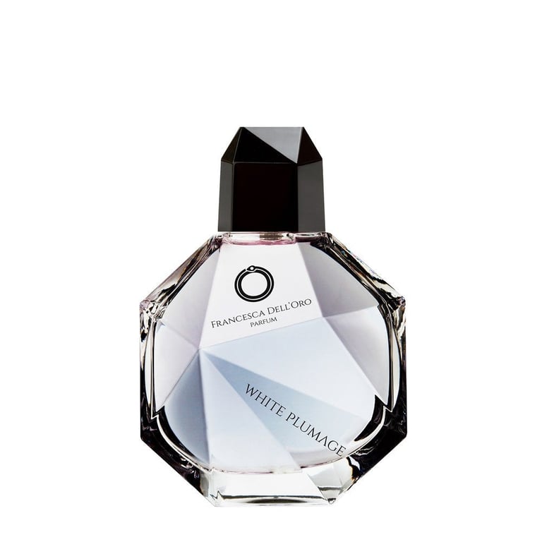 Francesca dell'oro White Plumage