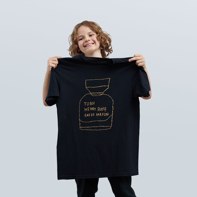 Henry Rose Torn T Shirt & 1 Torn T Shirt Small Char