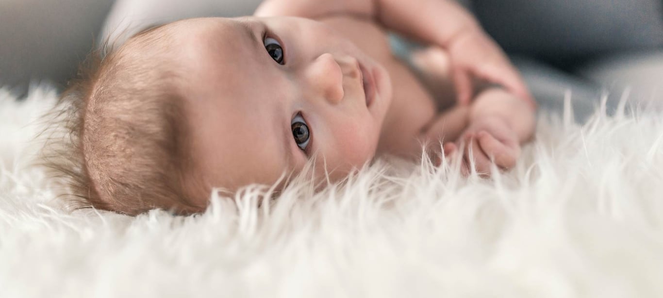 8 aylık bebek emekleme