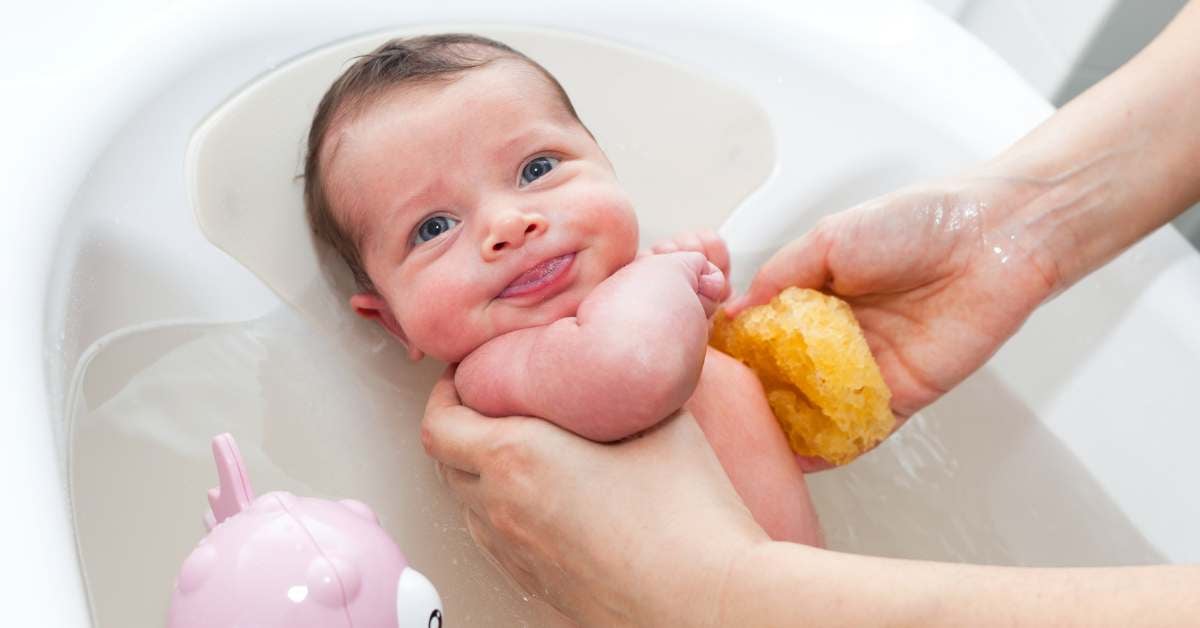 bebek ilk banyo