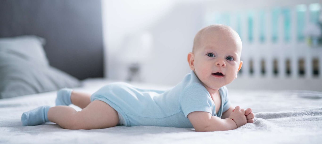 tummy time egzersizleri