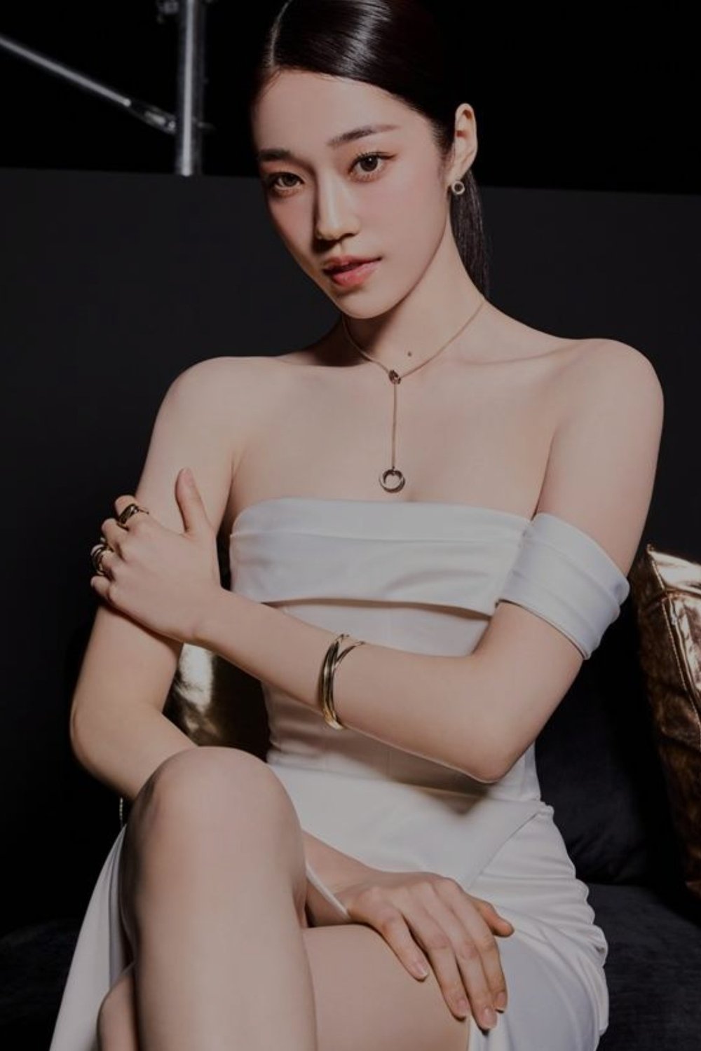 쥴리