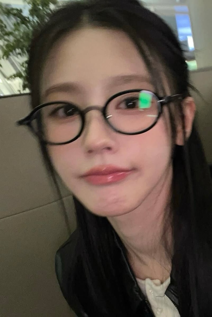 윤수연