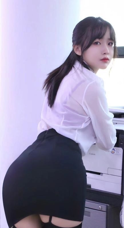 신유라