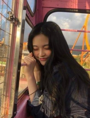 소꿉친구 경우연
