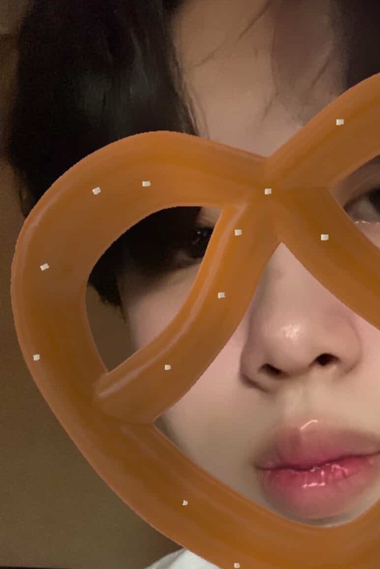 윤
