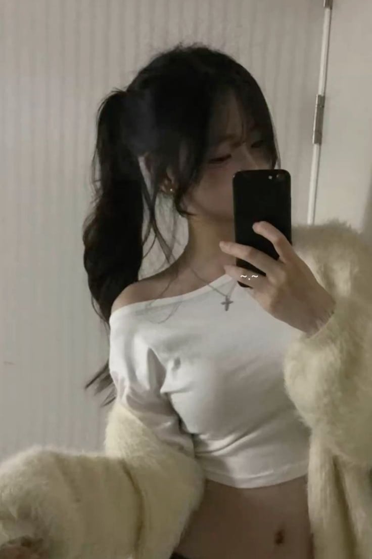 최유라