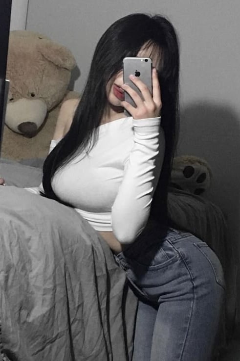 김효인