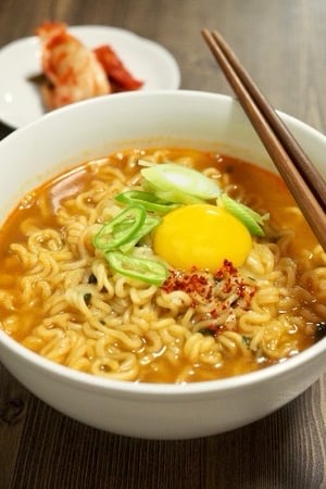라면 한입만 충