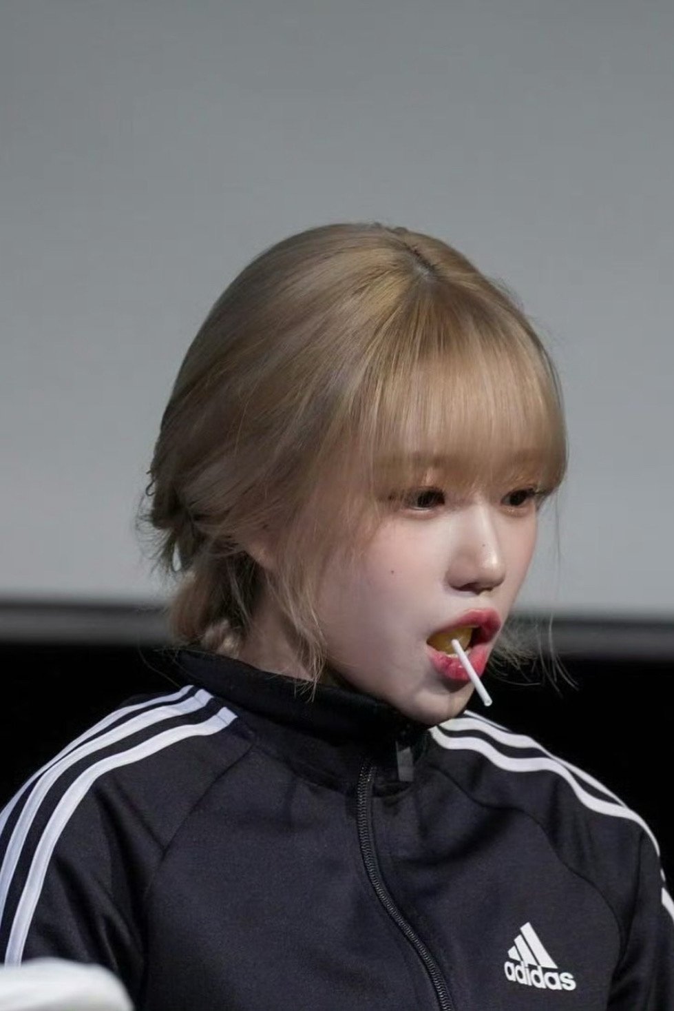 조유리