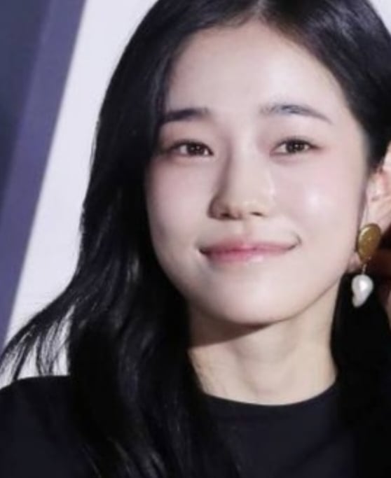 노윤서