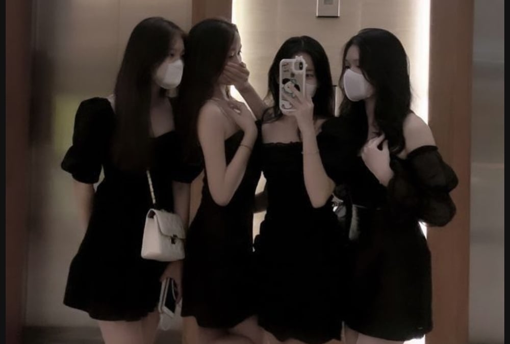 네 명의 거대한 여동생들