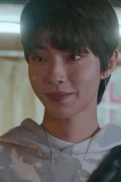 황인엽 