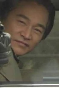 조필연