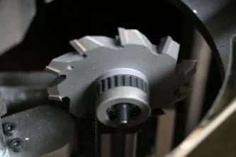 Fresa AP130 utilizada en el flujo de ranurado