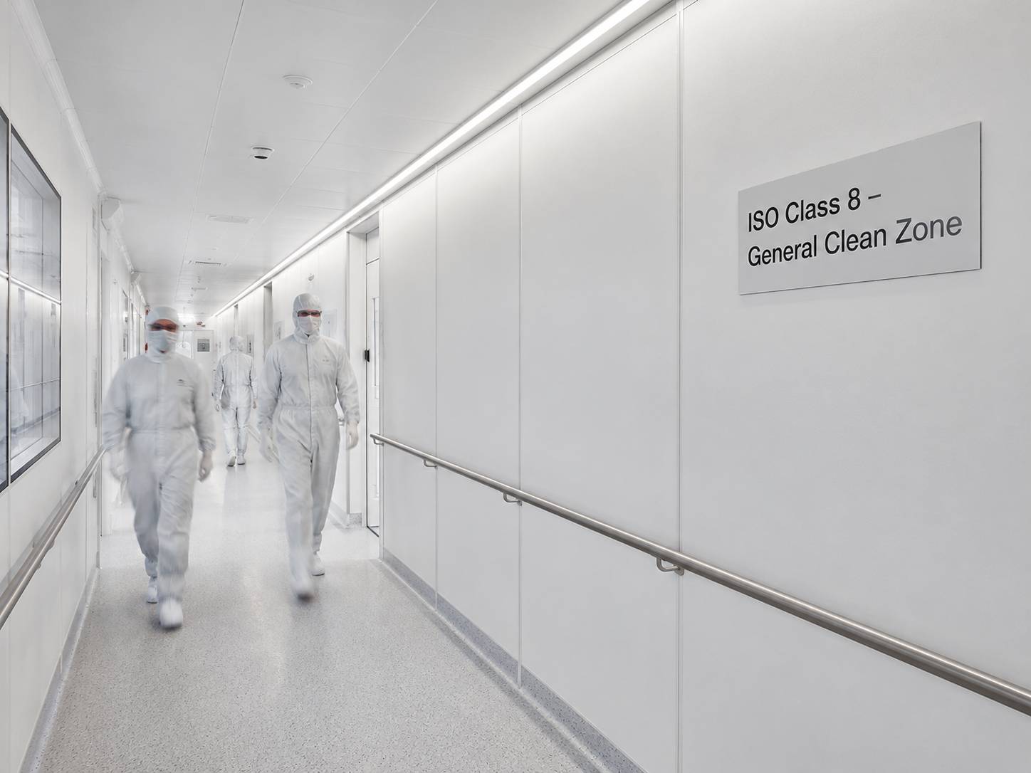 Cleanroom panel surface