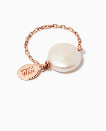 Mother of Pearl Chain Ring in 18kt Gold