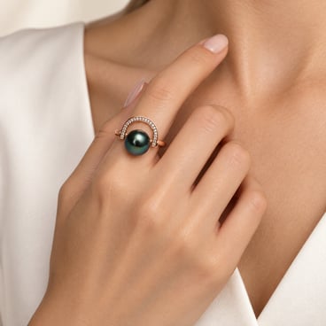 Entrelace Tahitian Pearl Gold Diamond Ring