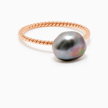 18kt Gold Twisted Pearl Ring