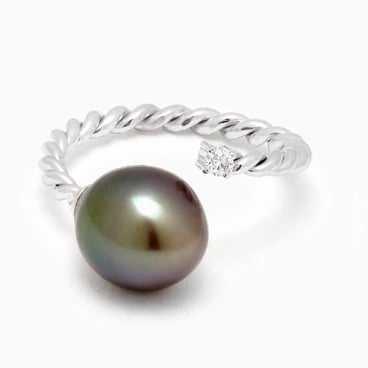 Akila Twisted Elegance Pearl & Diamond Ring
