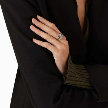 La Plume Ring - Diamonds
