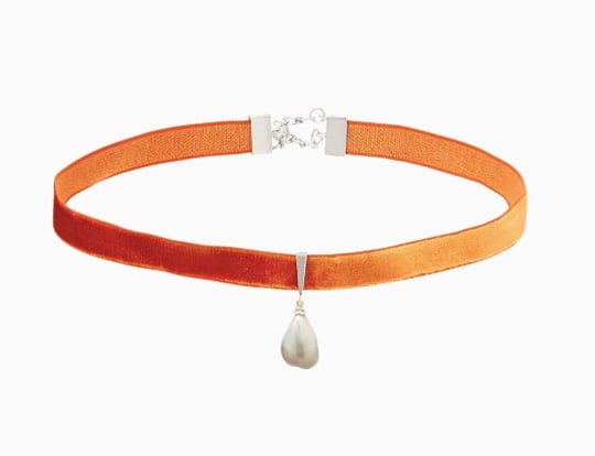 Luxe Velvet Strap Pendant Choker with Drop Pearl