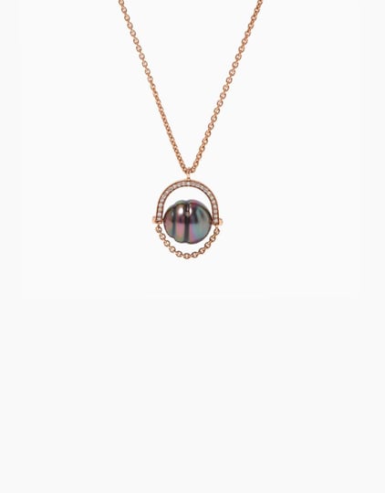 Entrelace Necklace With Tahitian Pearls