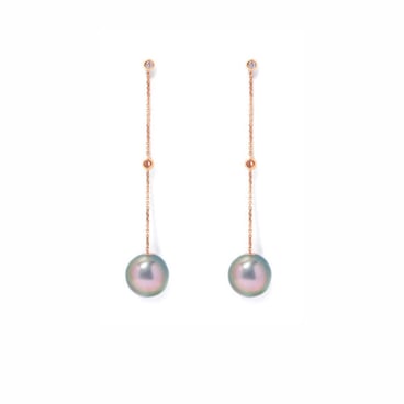 Hanging Earrings with Diamonds