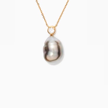 Baroque Pearl Necklace with Diamond