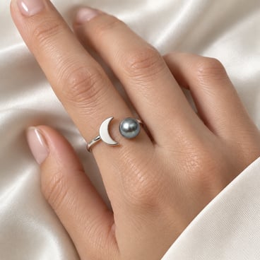Bague Luna en or 18 carats avec perle Keshi de Tahiti