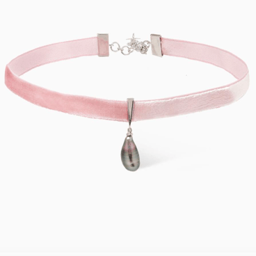 Luxe Velvet Strap Pendant Choker with Drop Pearl