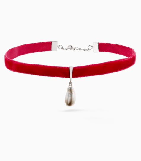 Luxe Velvet Strap Pendant Choker with Drop Pearl