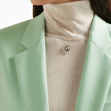 La Plume Necklace With Diamonds