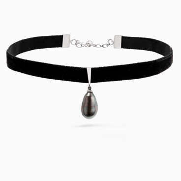 Luxe Velvet Strap Pendant Choker with Drop Pearl