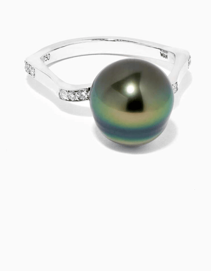 Pearl Diamond Contour Ring in Gold