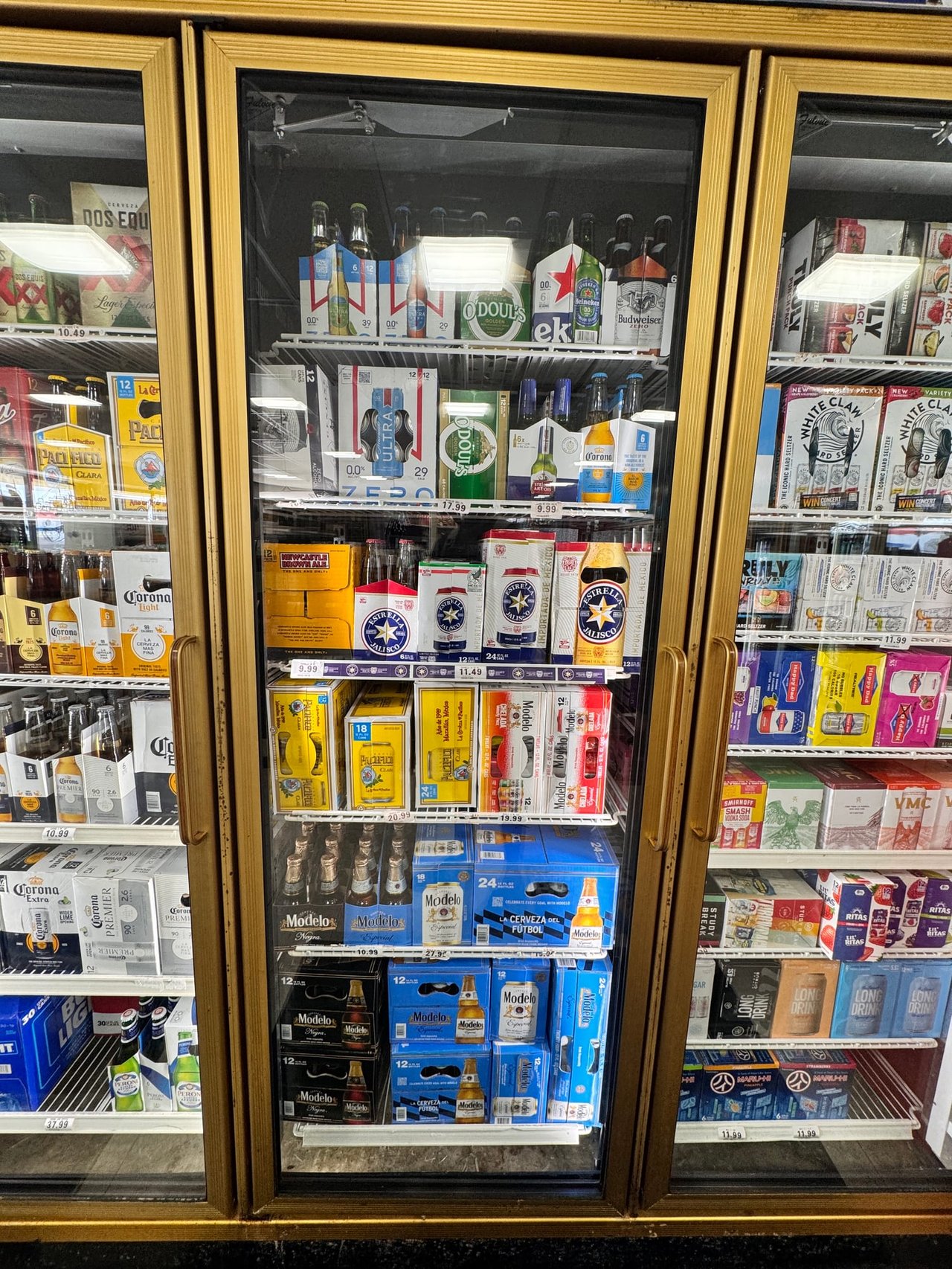 Inside International Liquor in Torrance — photo 16 of 41