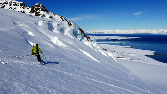 Assurance ski de randonnée au Spitzberg : ce que les polices standards ignorent