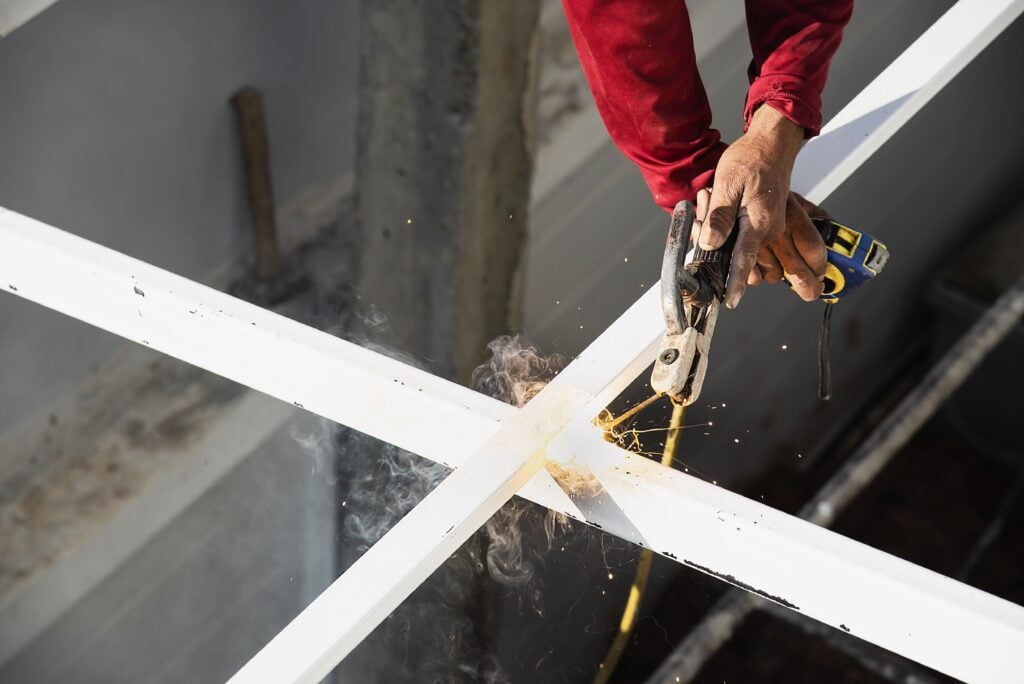 welding steel roof