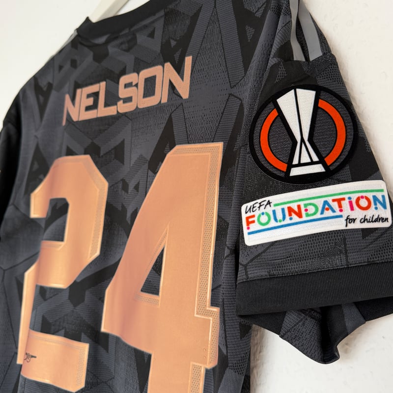 Reiss Nelson Arsenal 17/18 Community Shield shirt