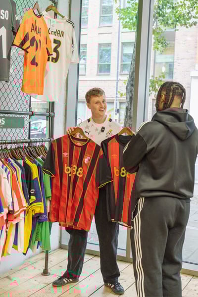 Antoine Semenyo holding a kit