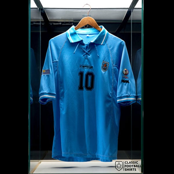 2002 Uruguay Match Issue World Cup Home Shirt O'Neill #10