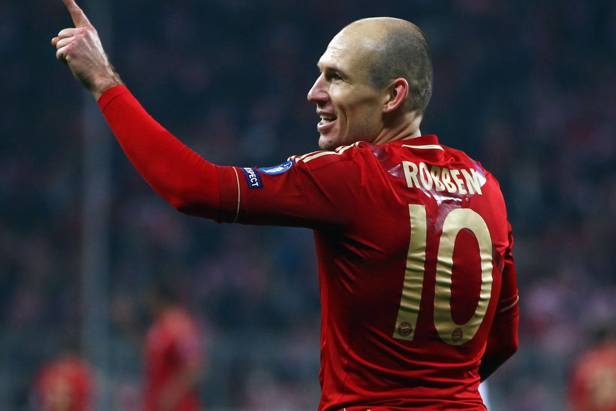 Football Hero >Arjen Robben