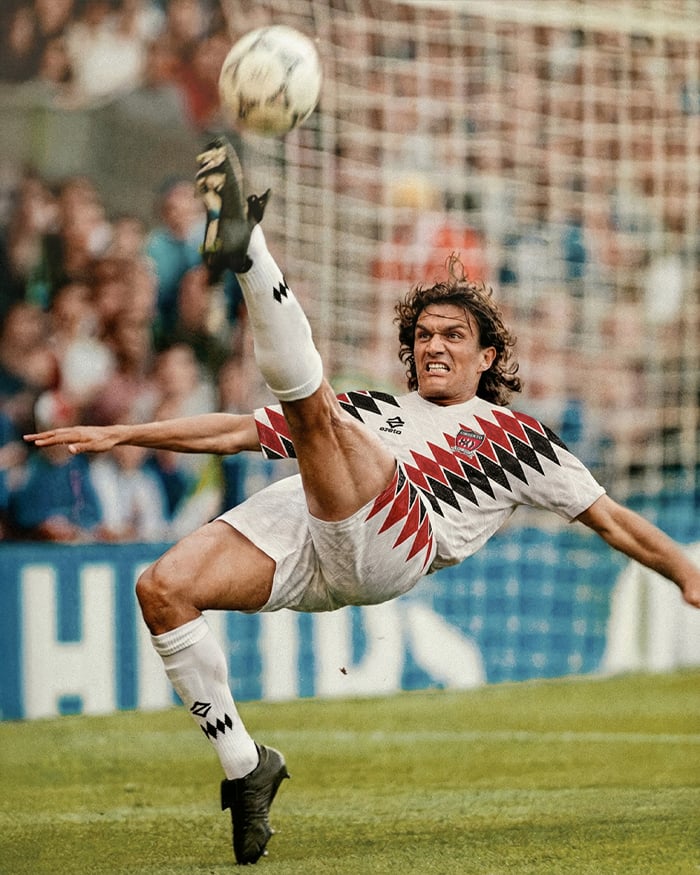 Full view of the Home Shirt