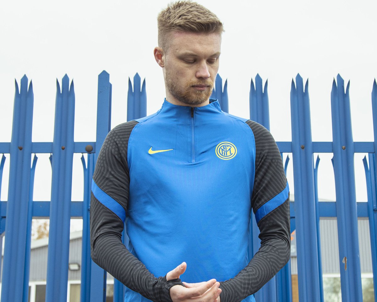 jersey nike football